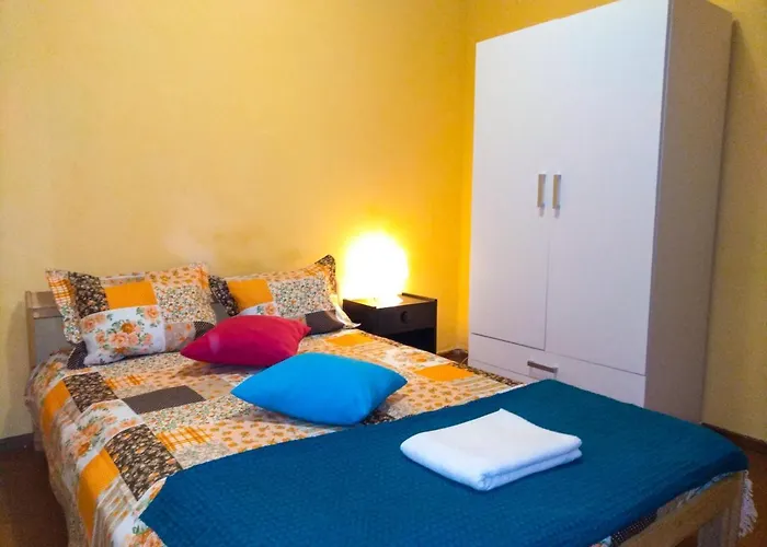 Friends In Braga - Charming Bedrooms In The Historic Center