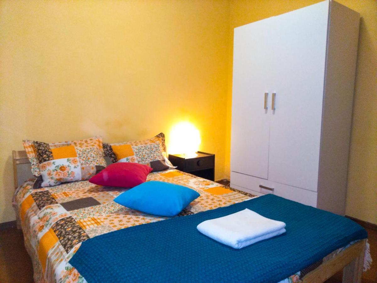 Pensión Friends In - Charming Bedrooms In The Historic Center